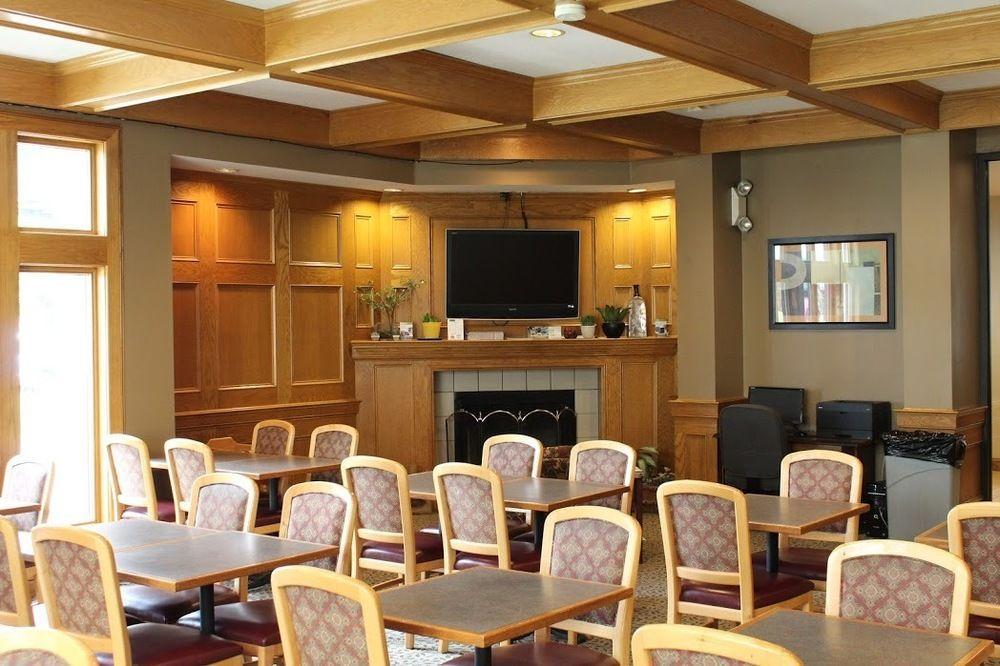 Sterling Hotel And Suites Clive المظهر الخارجي الصورة