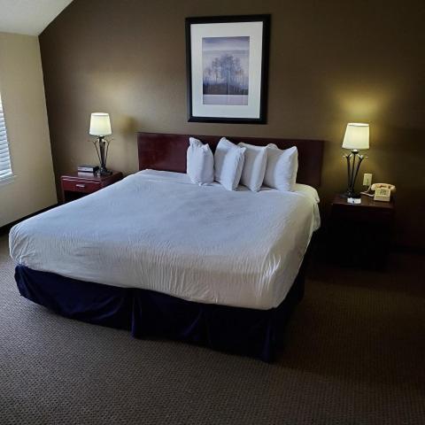Sterling Hotel And Suites Clive المظهر الخارجي الصورة